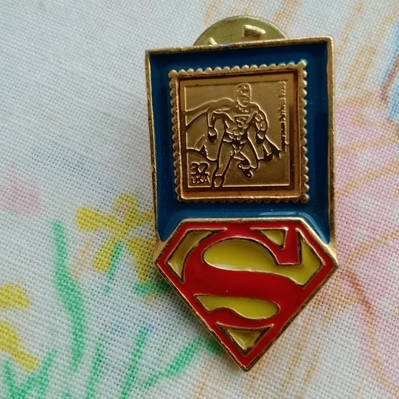 Vintage Superman 50th Anniversary Stamp Pin - Picture 7 of 7